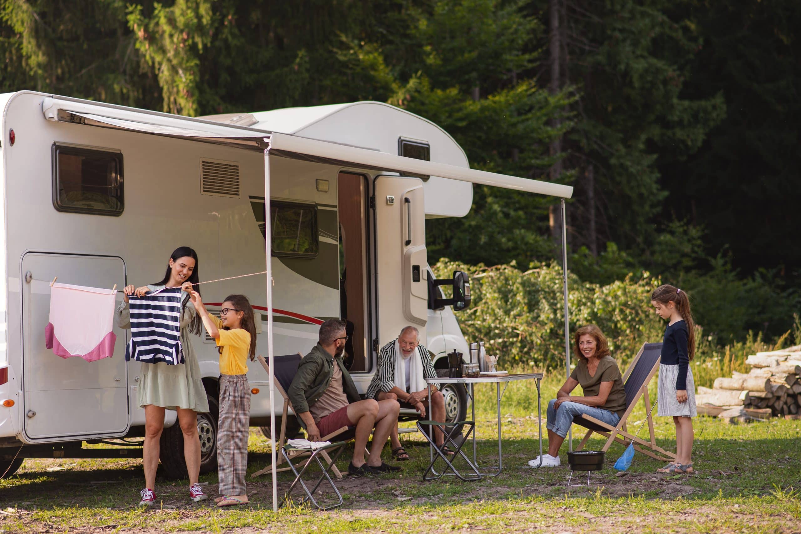 Quels types de mobil-homes sont disponibles dans les campings des Landes ?